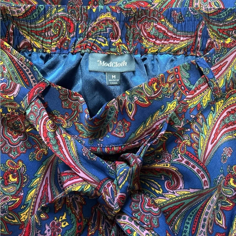 ModCloth Navy Paisley Sash-Tie A-Line Skirt Pockets Size M. - Picture 3 of 4